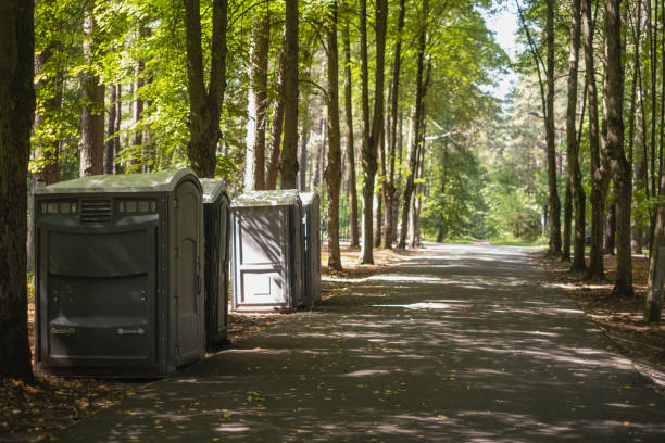 Best Porta potty rental near me  in Mary Esther, FL